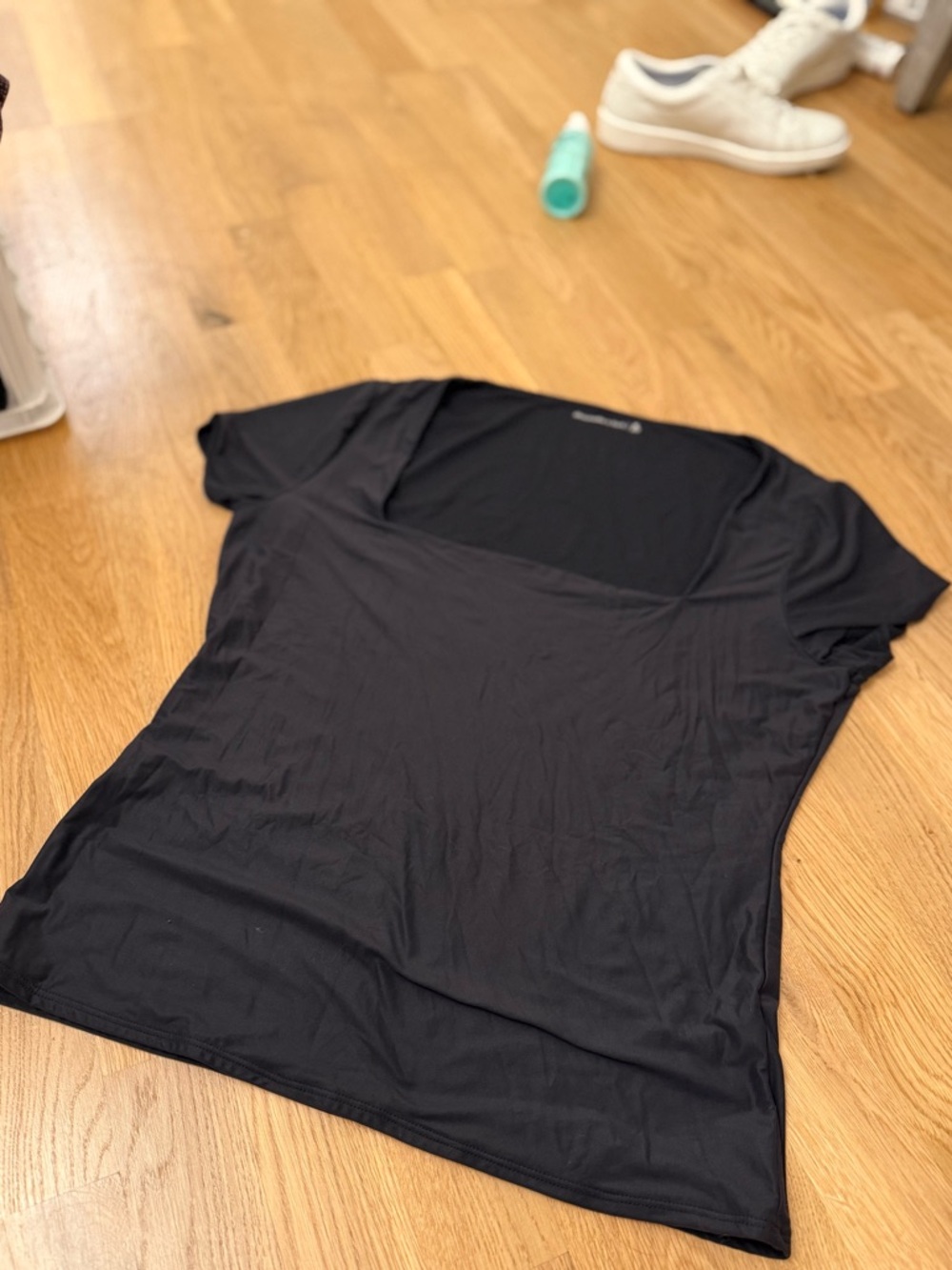 Abercrombie & Fitch Black Short Sleeve square neck double lined Tee